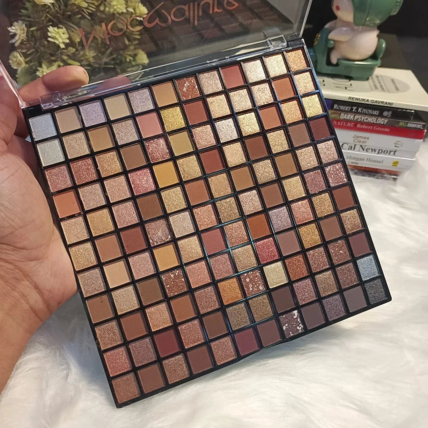Mocallure Delicate Eye Makeup Color Eyeshadow Palette - 144 Colors